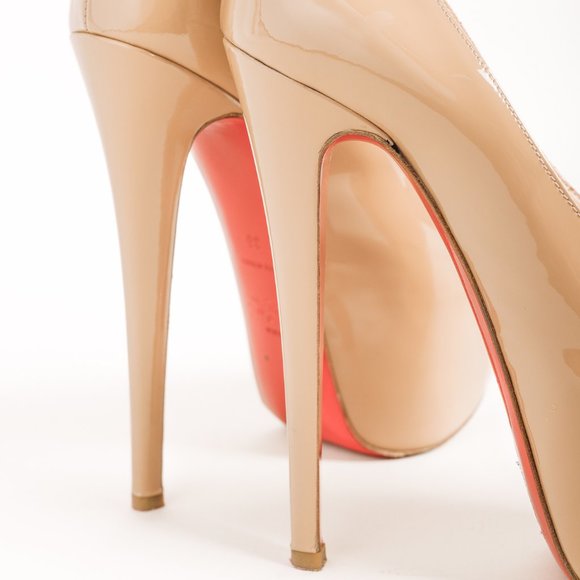 Christian Louboutin Patent Daffodile Peep Toe 160 Pumps, Sz 5.5 - Picture 8 of 9
